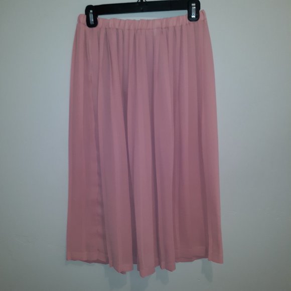 Vintage Soft Pink Embroidered Top With Pleated Skirt Set  size 6 - Picture 5 of 5